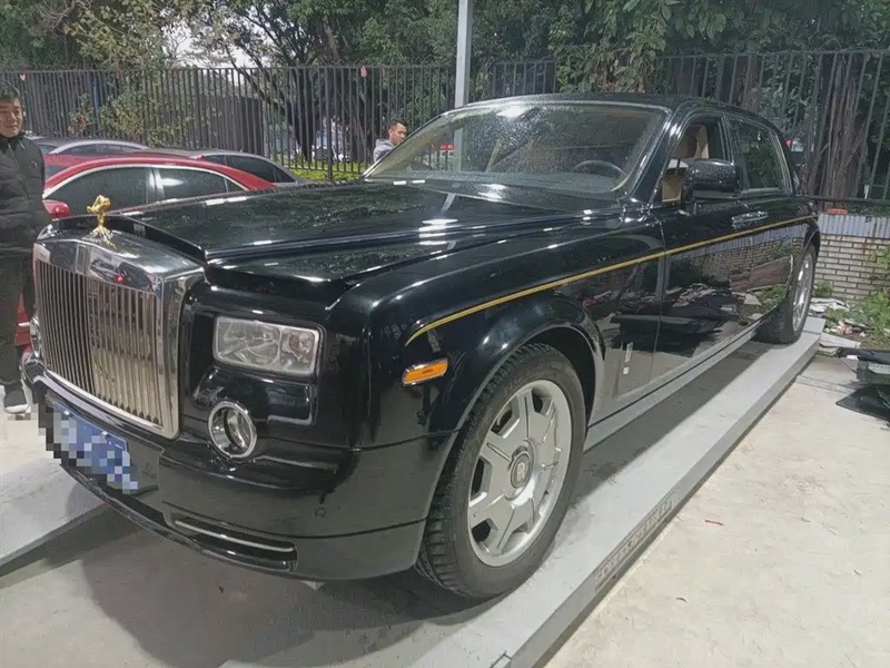 Rolls-Royce Phantom