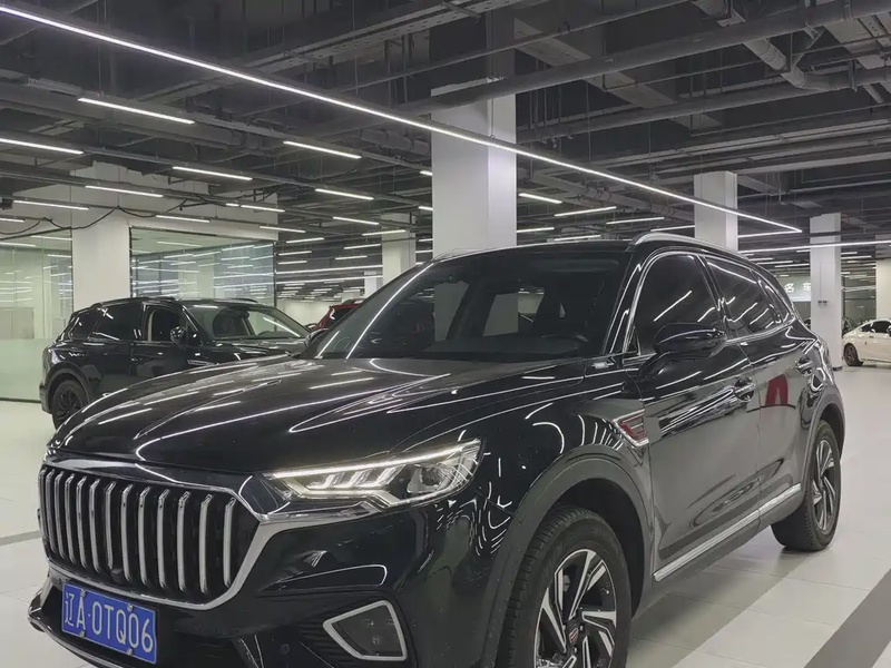 Hongqi HS5