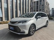 Toyota Sienna 2024