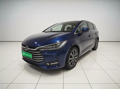 BYD MAX 2021
