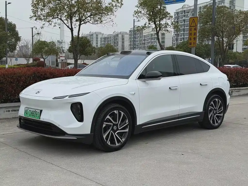 NIO EC6