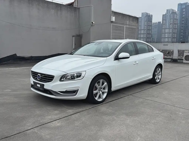 Volvo S60