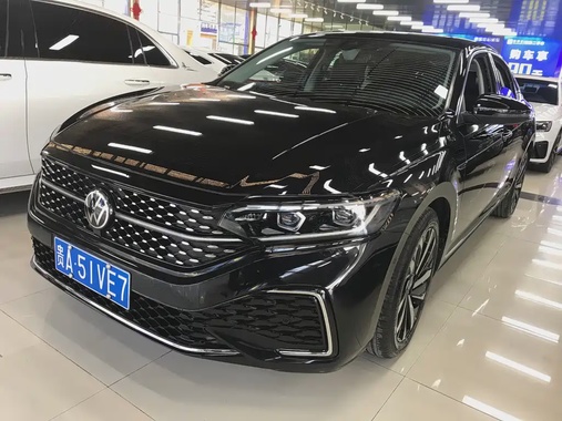 Volkswagen Passat 2022