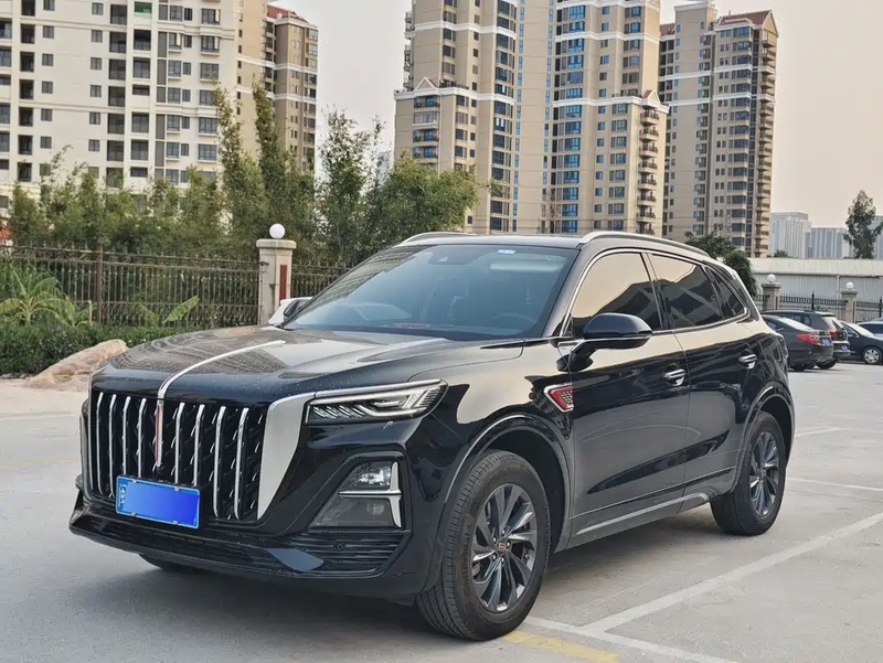Hongqi HS5