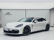 Porsche Panamera 2022