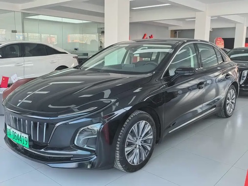 Hongqi E-QM5 2022
