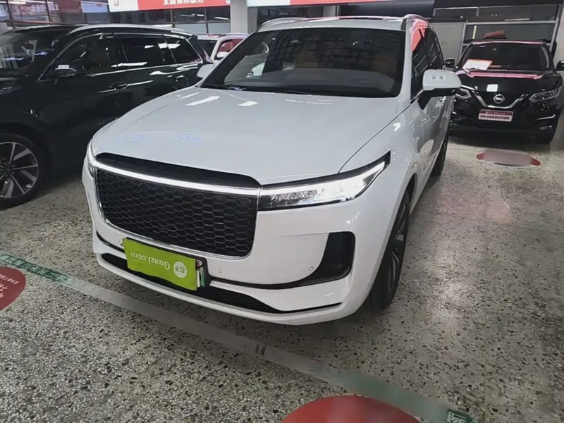 Li Auto ONE