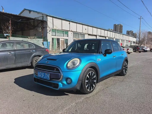 MINI Other 2015