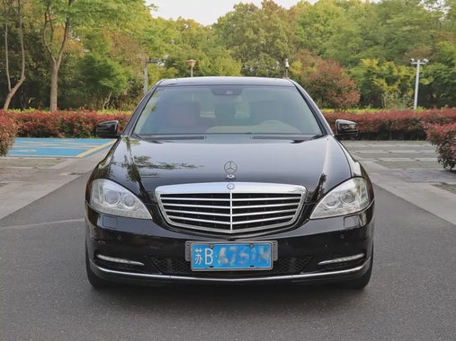 Mercedes-Benz S-Class 2012