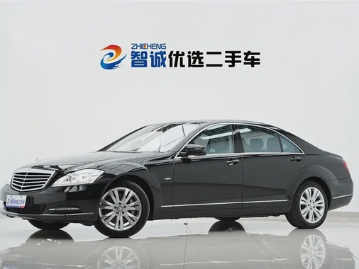 Mercedes-Benz S-Class 2011