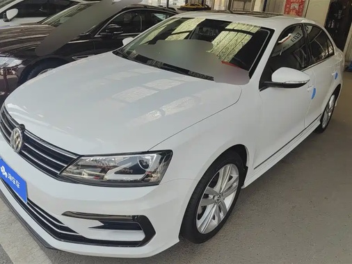 Volkswagen Sagitar 2018