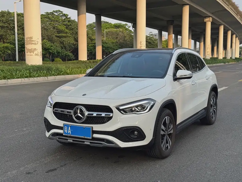 Mercedes-Benz GLA-Class