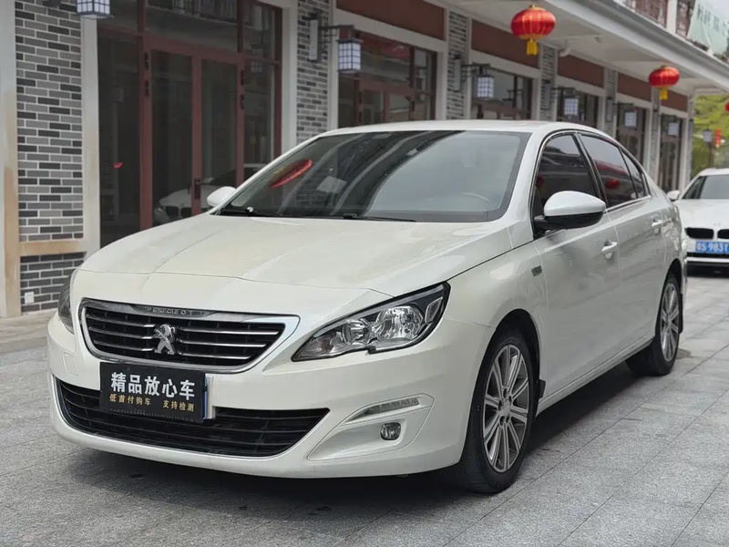 Peugeot 408