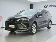 Toyota Sienna 2024