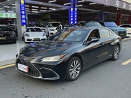 Lexus ES 2019