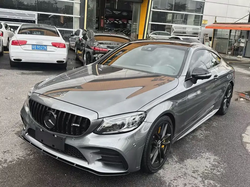 Mercedes-Benz C-Class