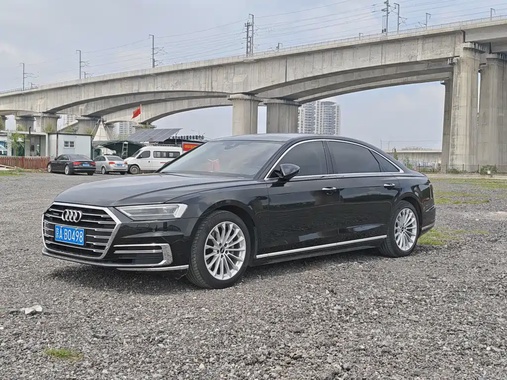 Audi A8 2022