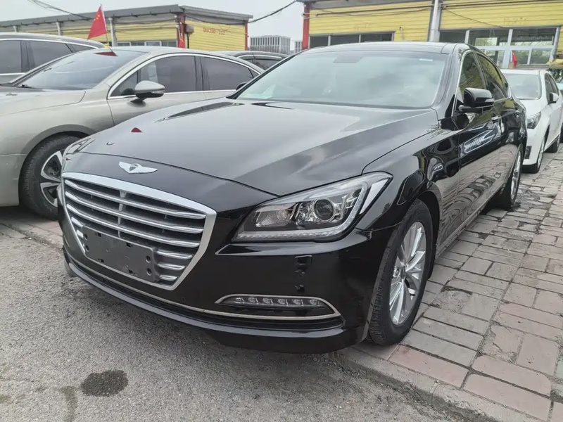 Hyundai Genesis