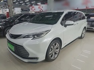 Toyota Sienna 2024