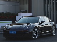 Porsche Panamera 2019