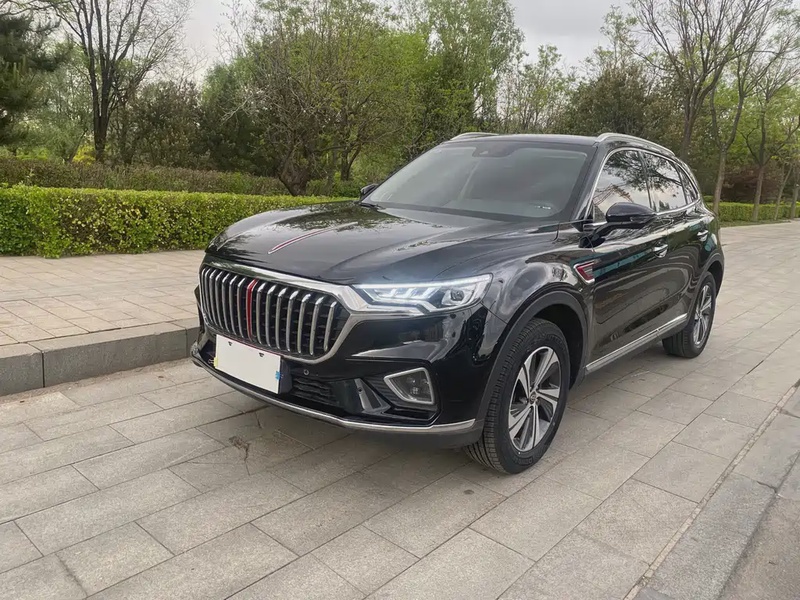 Hongqi HS5