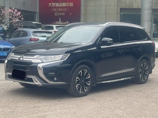 Mitsubishi Outlander 2021