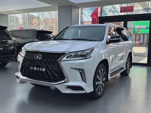 Lexus LX 2017