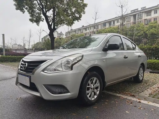 Nissan Sunny 2015