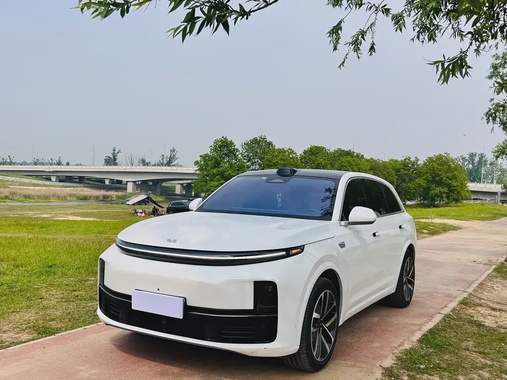 Li Auto L7 2023