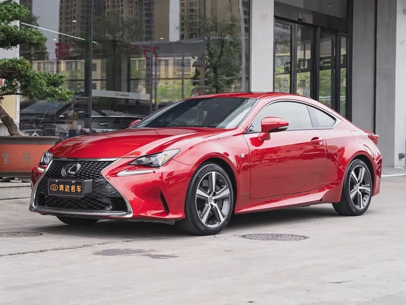 Lexus RC