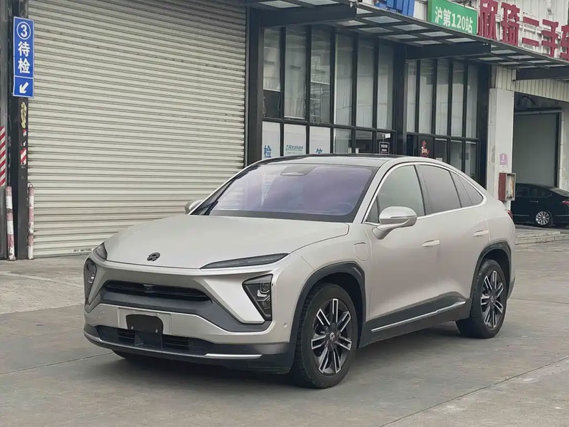 NIO EC6