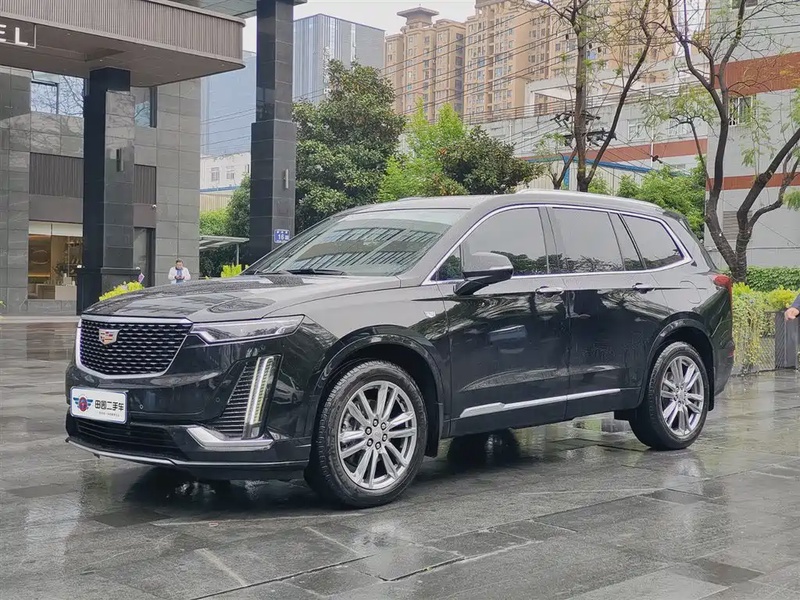 Cadillac XT6