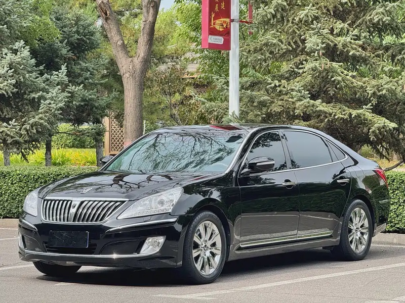 Hyundai Equus