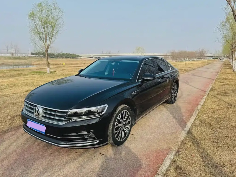 Volkswagen Phideon