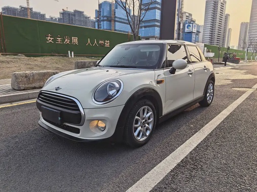 MINI Other 2018