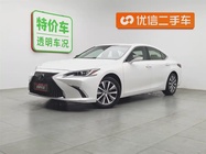 Lexus ES 2021