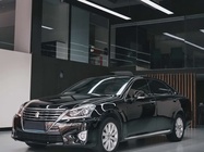 Toyota Crown 2013