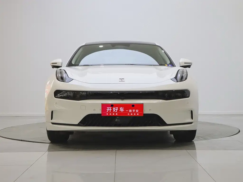 Zeekr 001