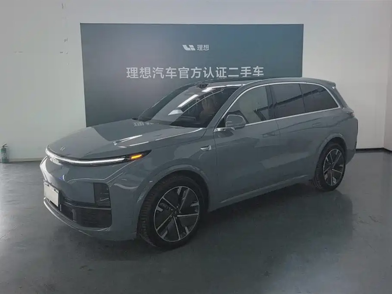 Li Auto L8