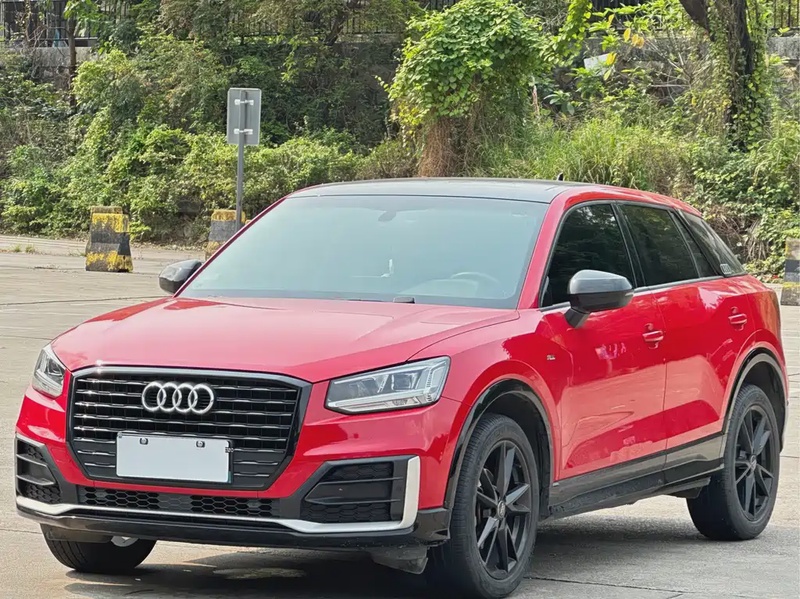 Audi Q2