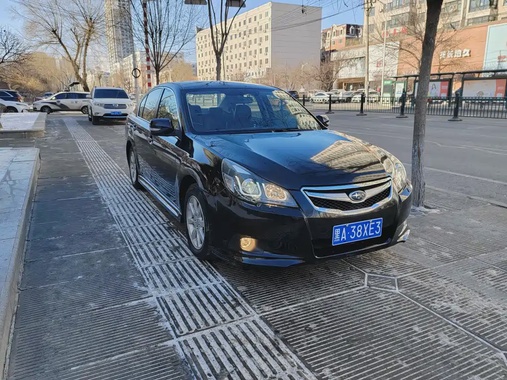Subaru Legacy 2011