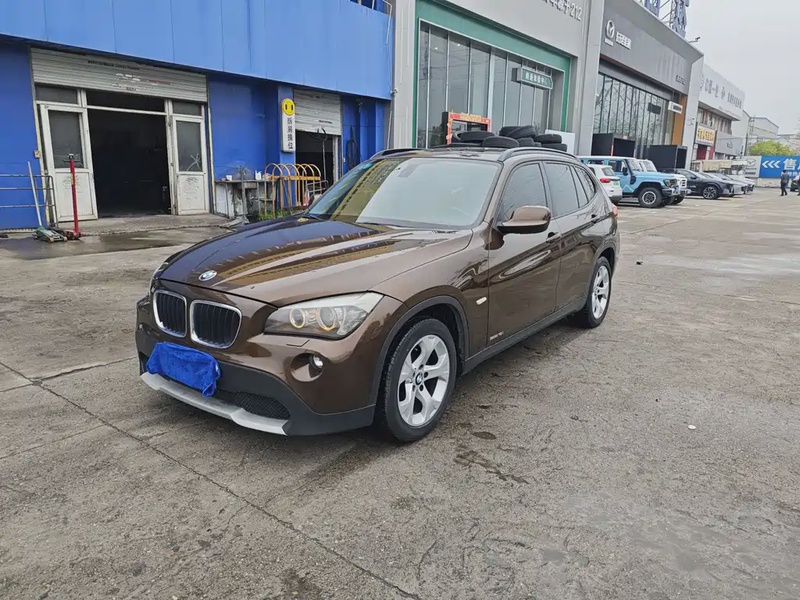 BMW X1