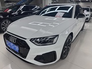 Audi A4 2023