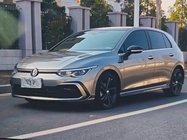 Volkswagen Golf 2021