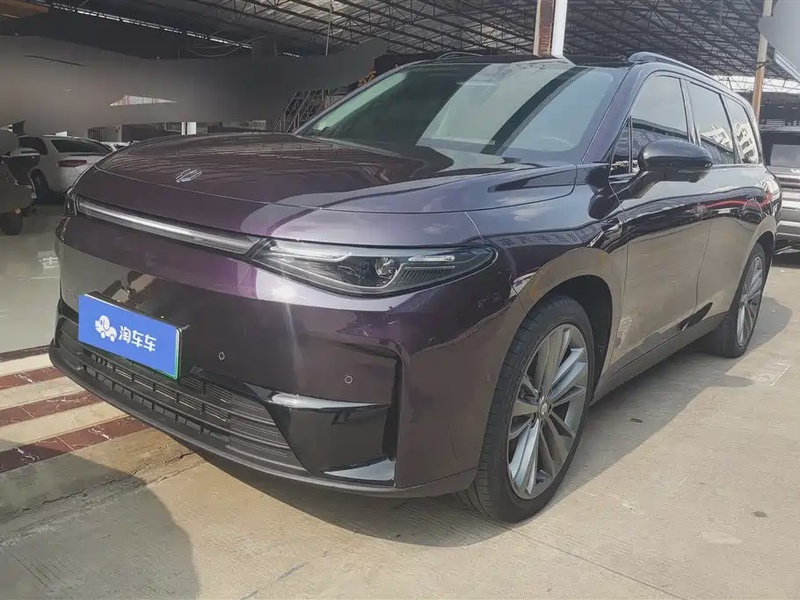 Leapmotor C16