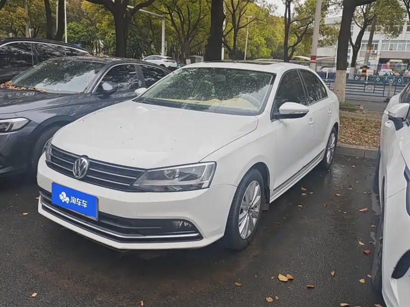 Volkswagen Sagitar