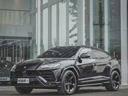 Lamborghini Urus 2021