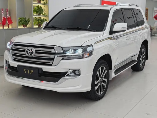 Toyota Land Cruiser 2013