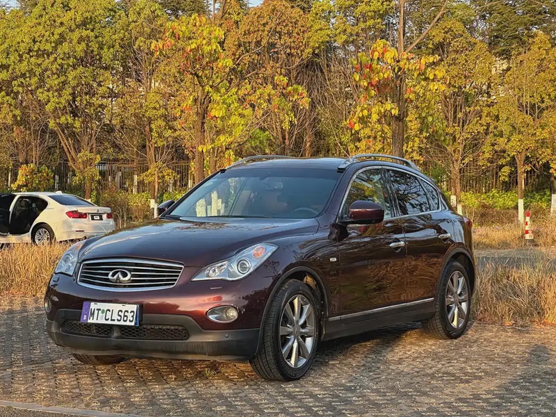 Infiniti QX50