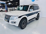 Mitsubishi Pajero 2018